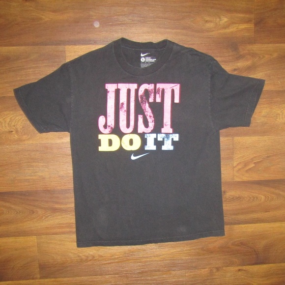 black pink and blue nike shirt